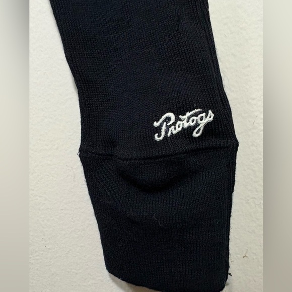 Protogs - Picture 5 of 5